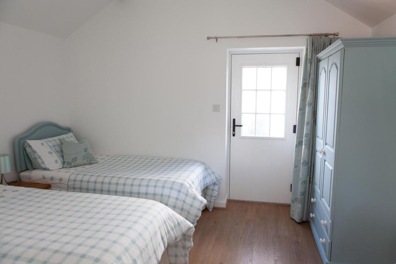Whitegate  Elm Cottage Touring Park מראה חיצוני תמונה