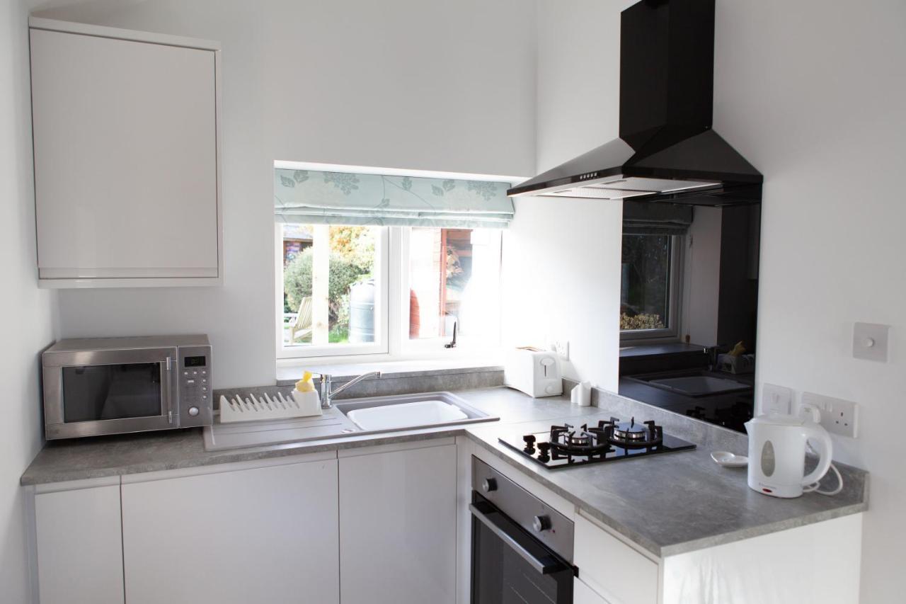 Whitegate  Elm Cottage Touring Park מראה חיצוני תמונה